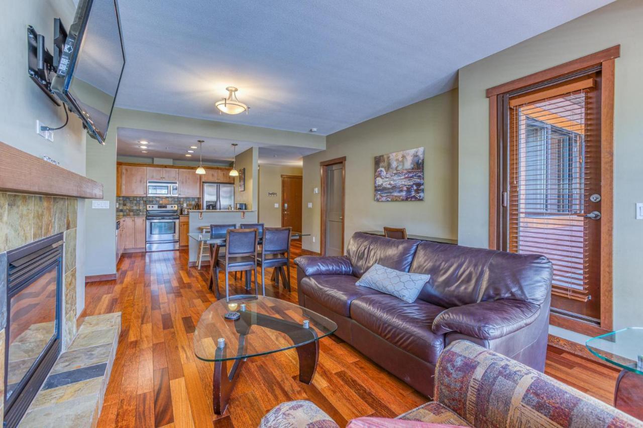 Rundle Rise - Spacious Condo Steps From Main Street Canmore Exterior photo